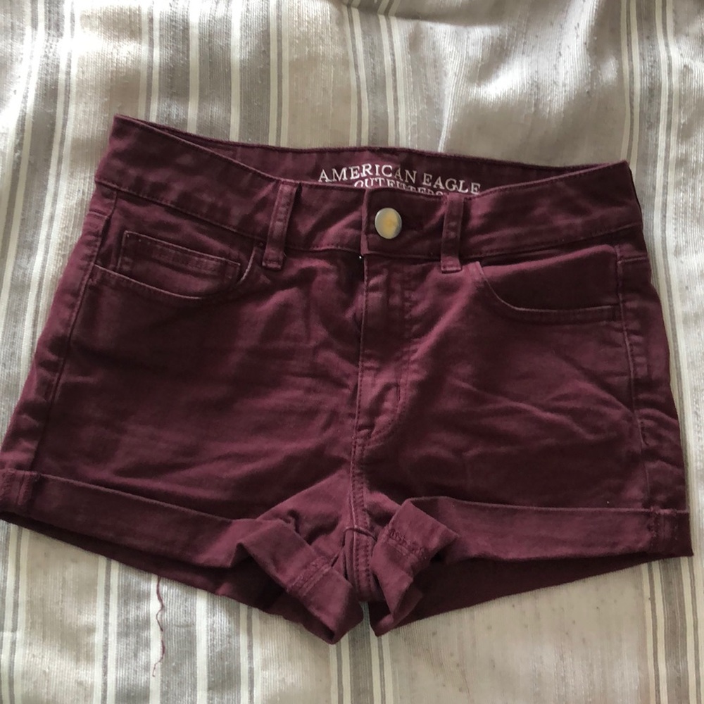 American Eagle high-rise shortie